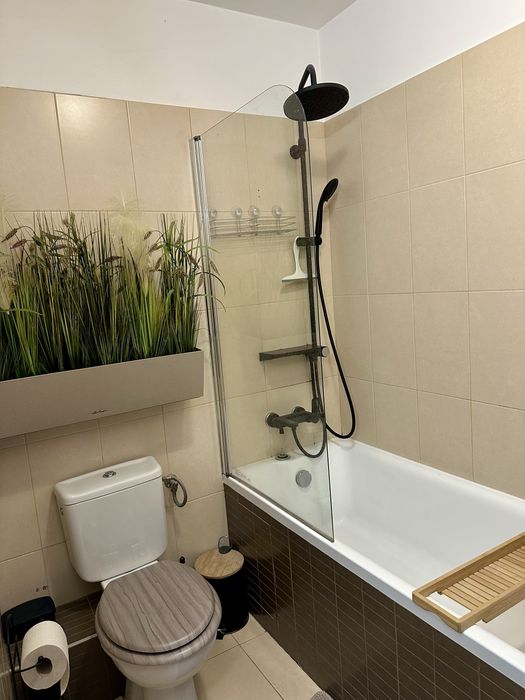 Apartament 2 camere, situat central