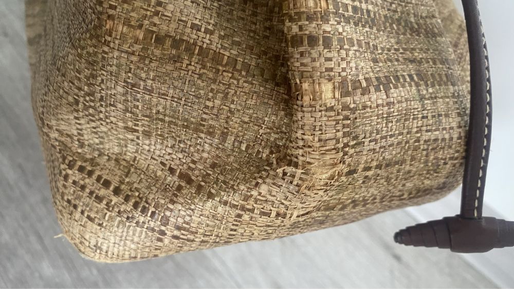 Geanta originala Burberry combinatie material rafie si piele