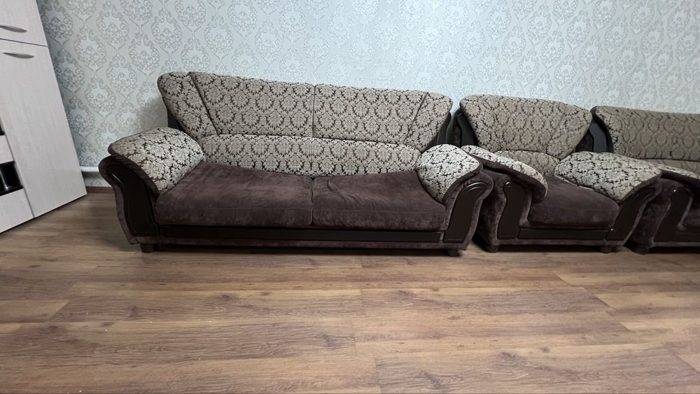 Продам диван б/у
