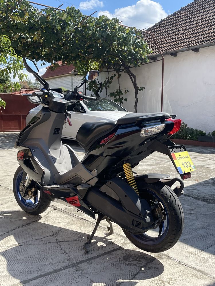 Aprilia SR 50 Factory 2012