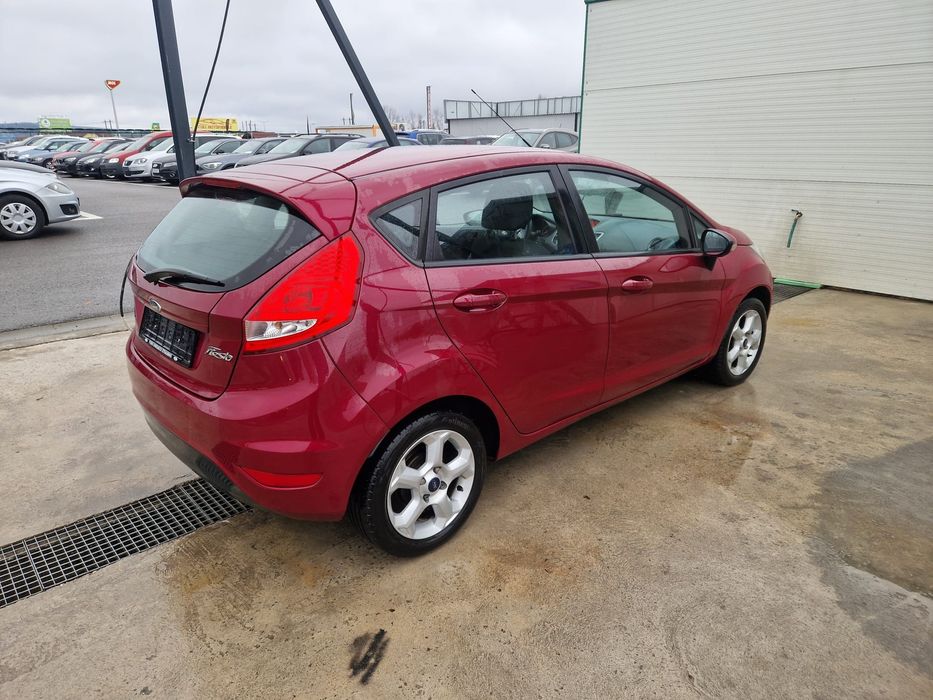 Vand FORD FIESTA din 2010