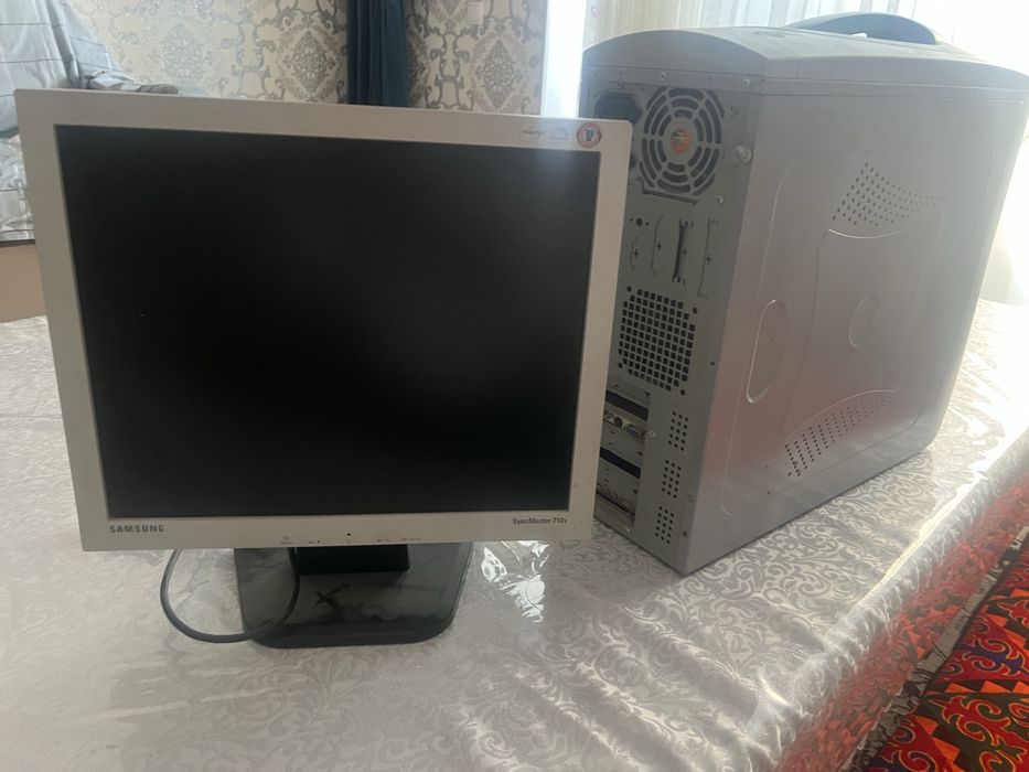Компьютер.