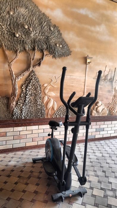 эллиптический тренажер