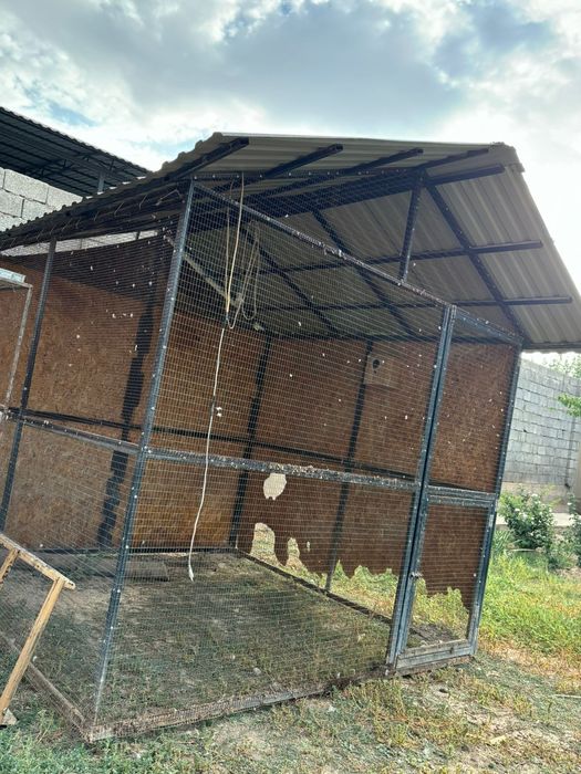 Продаётся вальер для папугаев