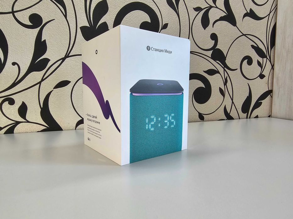 ПРОДАМ Умная колонка Яндекс Станция Миди 24Вт / Практический НОВОЕ.