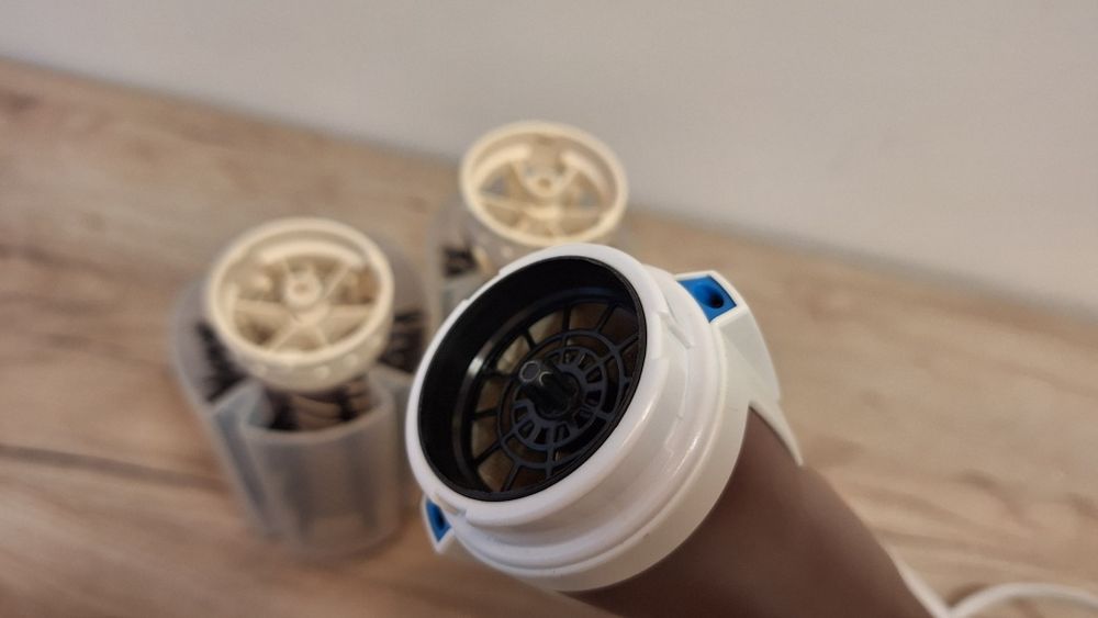 Perie rotativa de par/ uscător de par