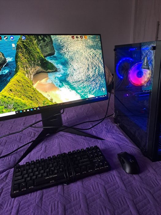 Vând desktop gaming