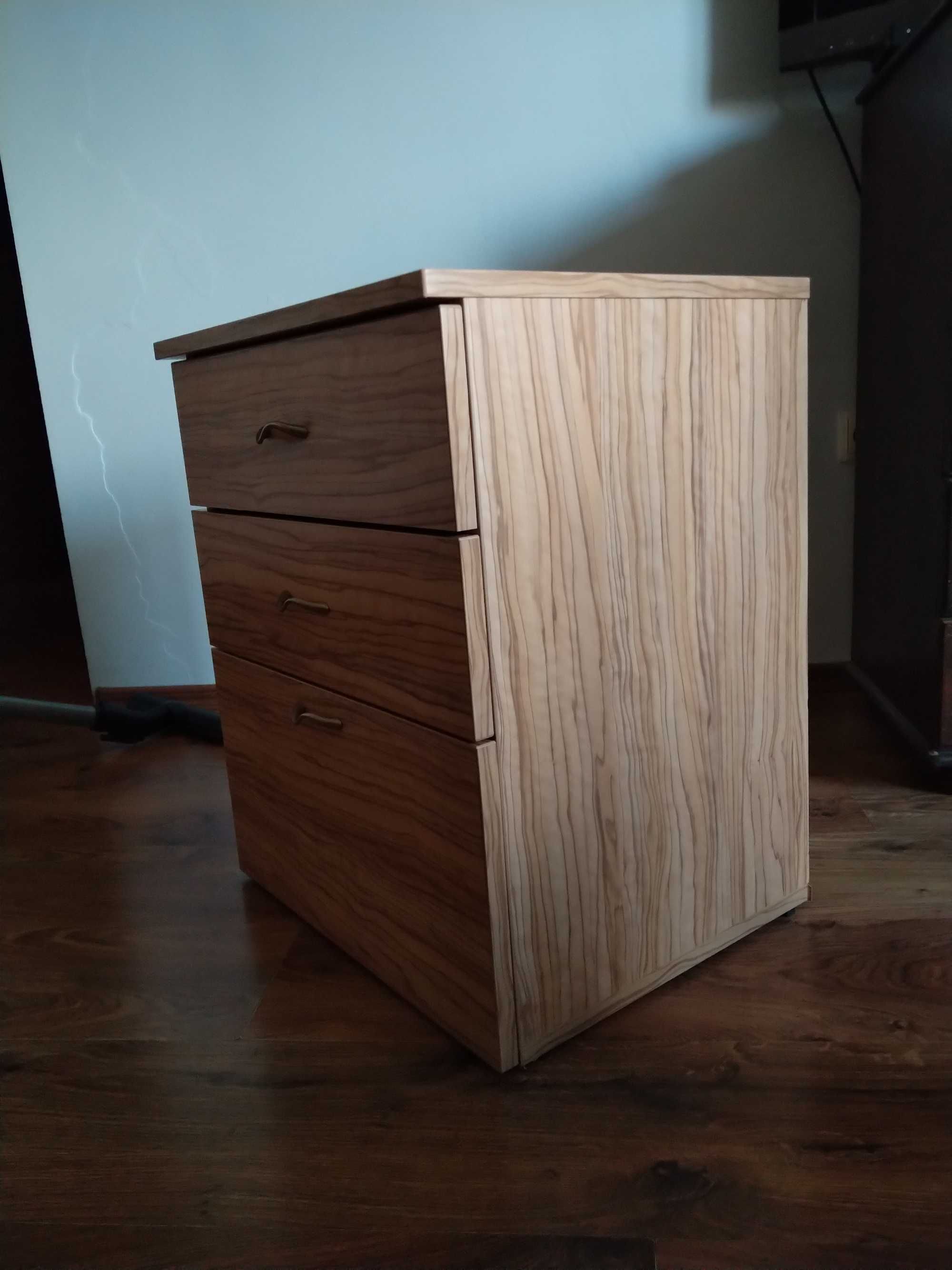 Комплект мебели за спалня MDF