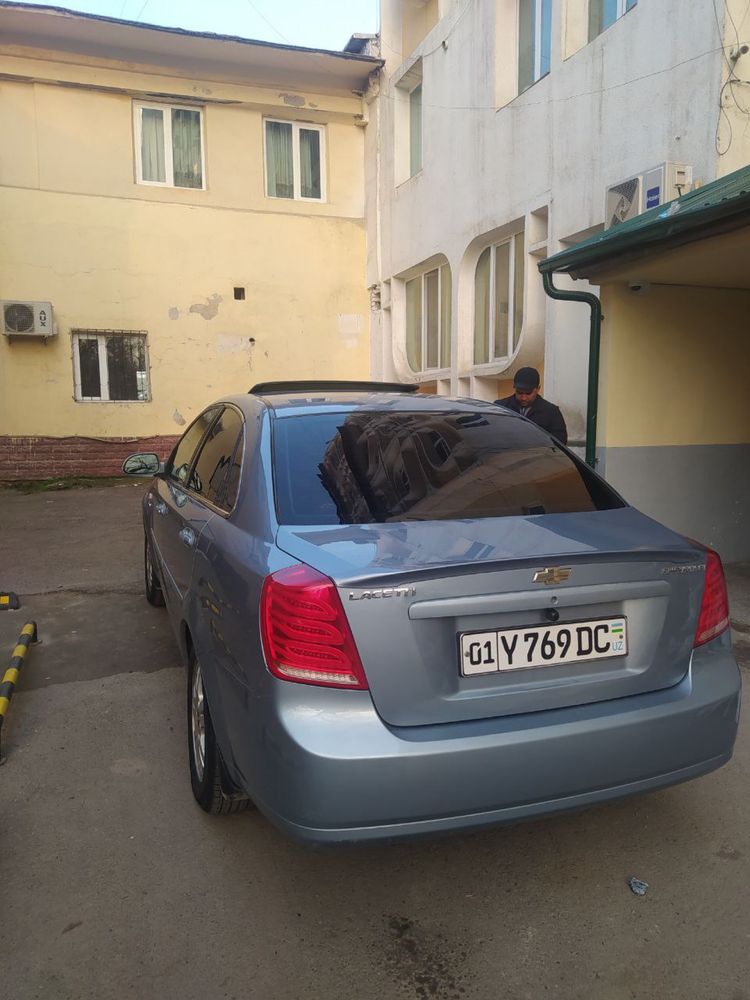 Lacetti 1.6   3 poziciya  2013