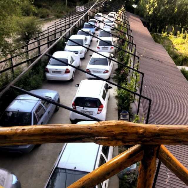 Катта дача сотилади, таёр бизнес.