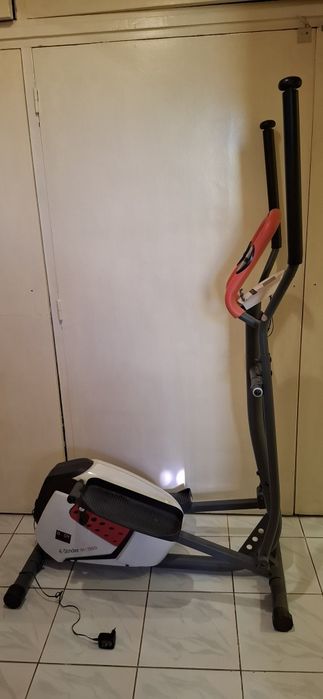 Bicicletă fitness eliptica Body Sculpture BE - 1720