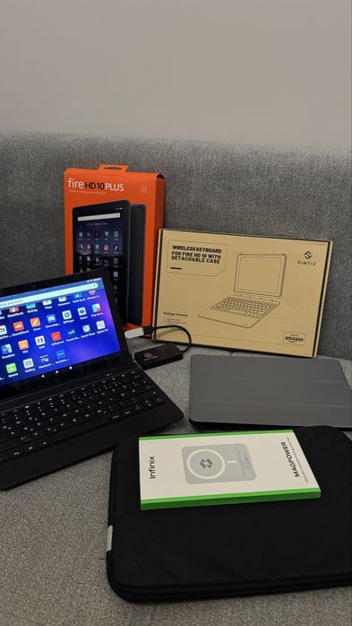 Таблет Amazon Fire HD 10 Plus + калъф с клавиатура за таблета