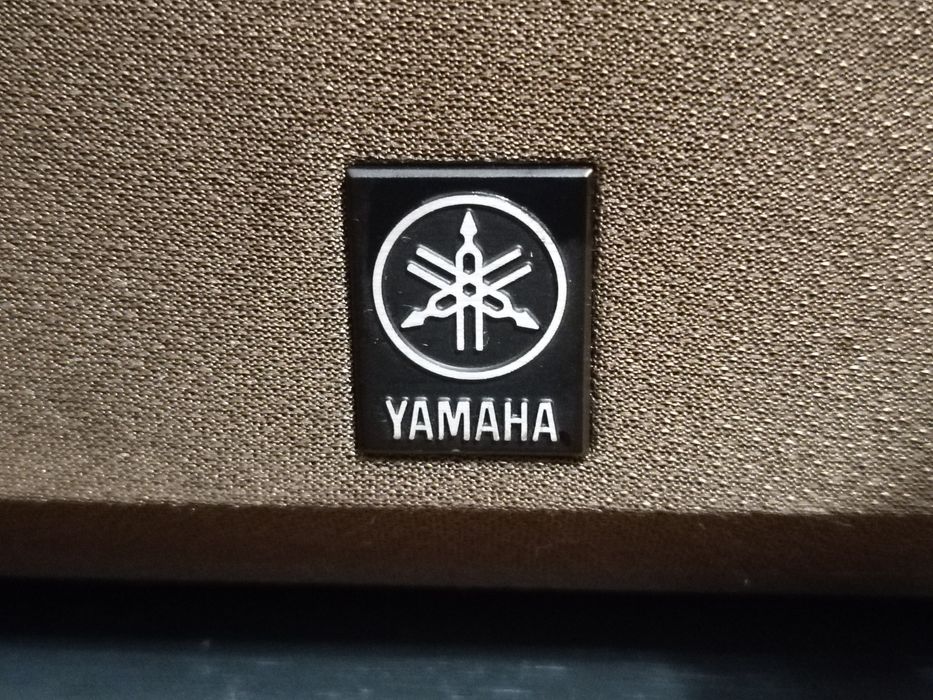 Yamaha NS-C200 (централен говорител)