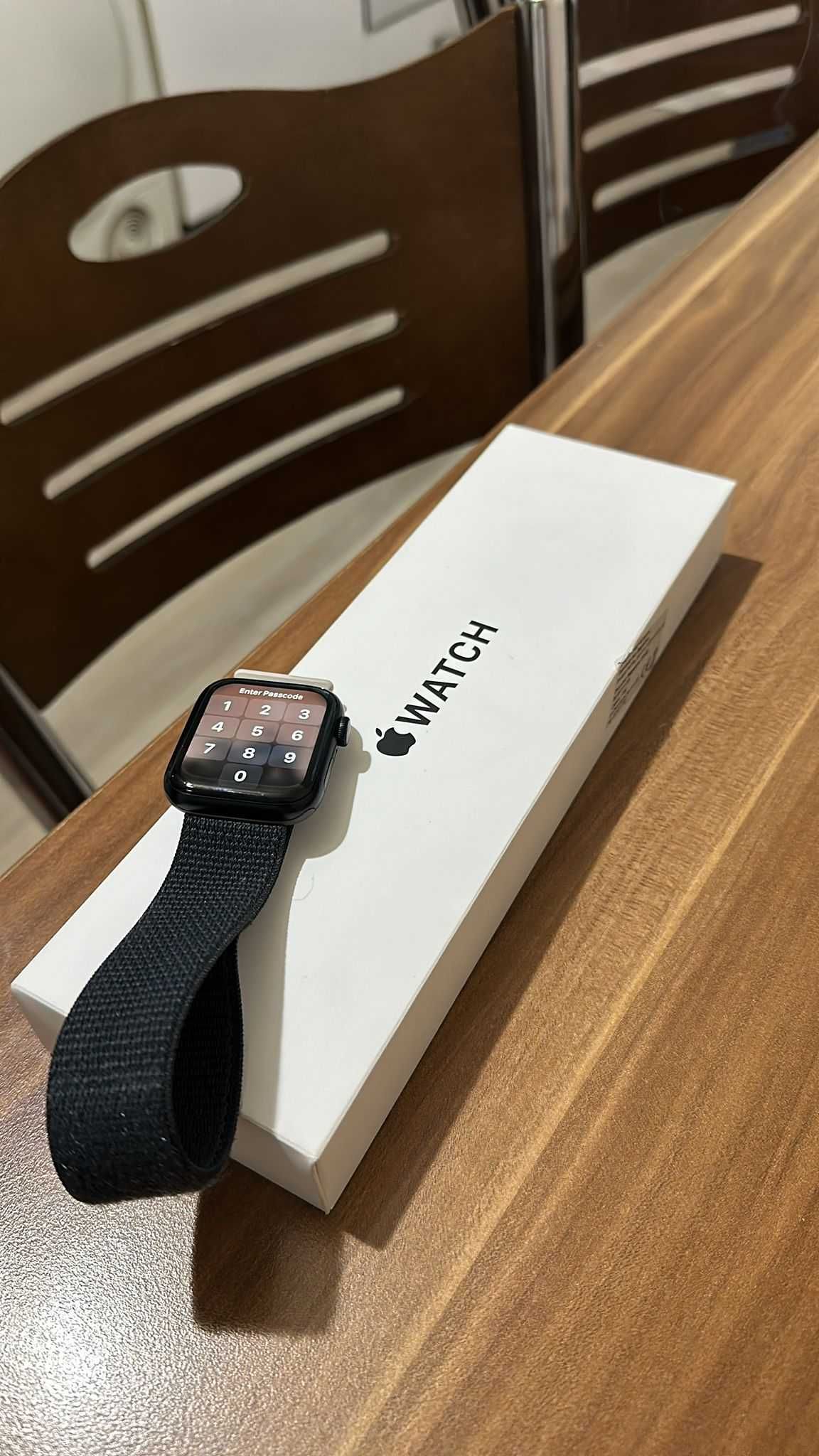 Apple Watch SE gen 2 44mm GPS