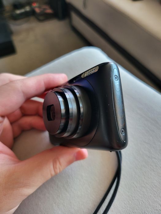 Canon Ixus 130 рядък и малък модел