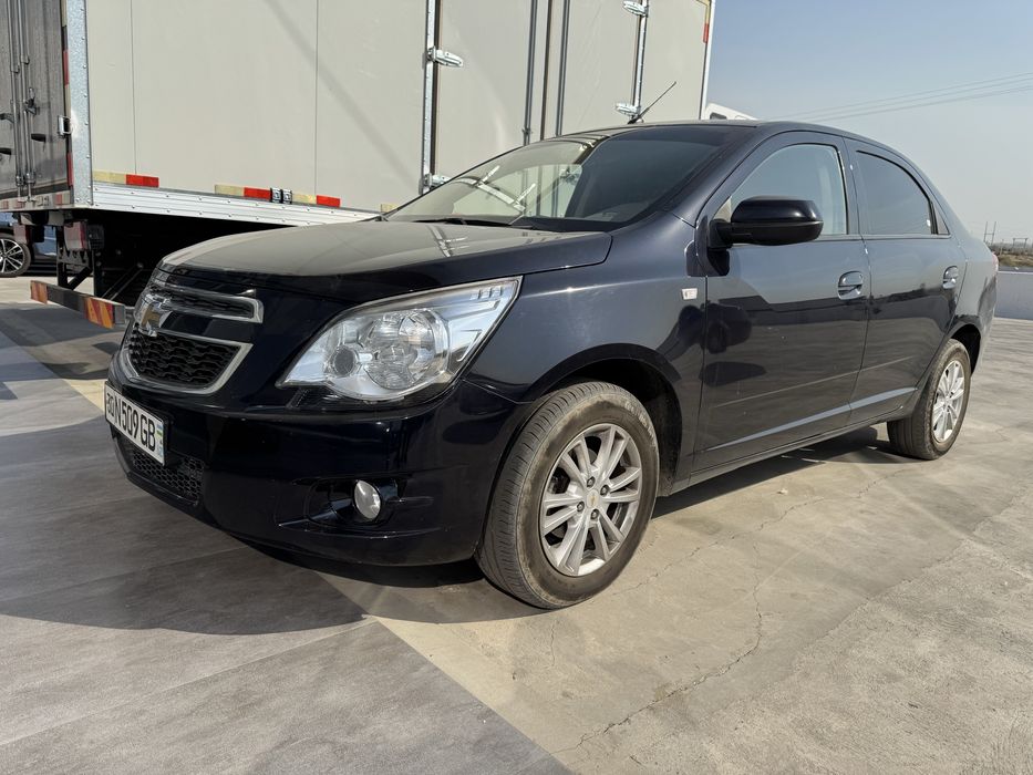 Chevrolet Cobalt 2023 4 poz