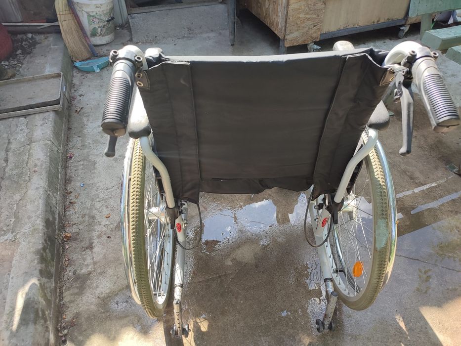 Scaun medical Breezy