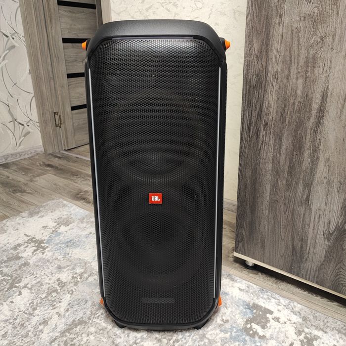 JBL party box 710
