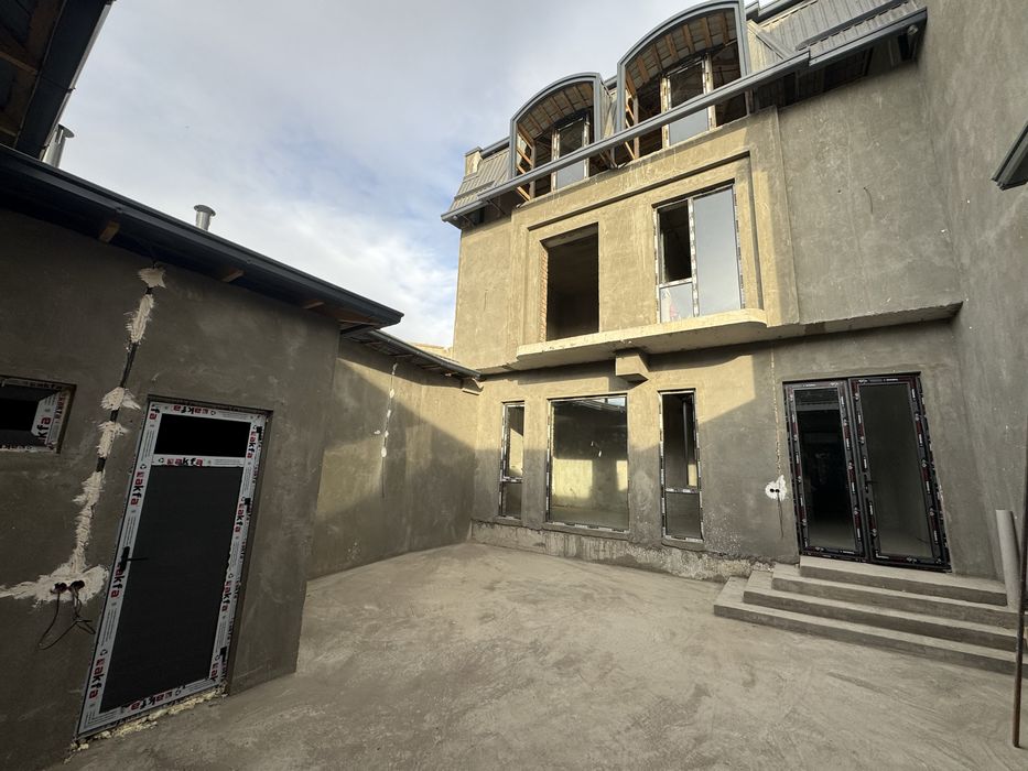 Продается Коробка Дом Хасанбой Юнусабад 1,8 Соток 80% Готова