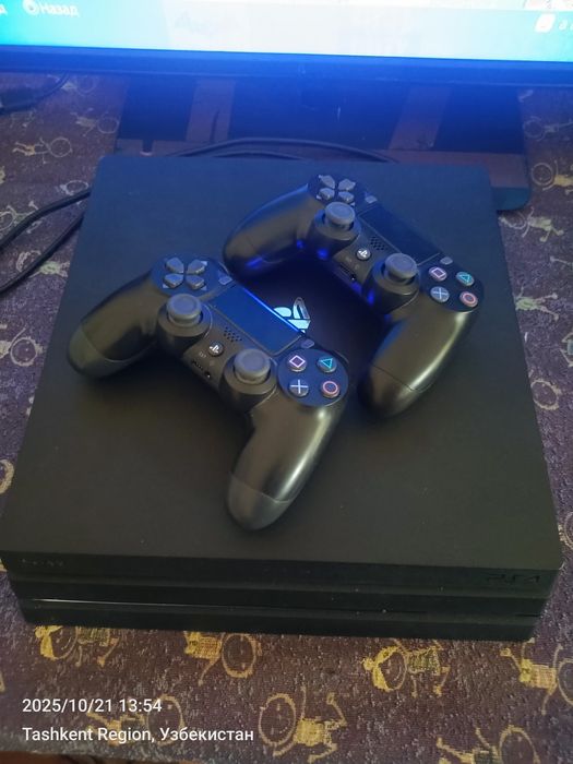 Ps4 PRO 1TB +20 ofitsalniy oʻyinlar +3oy garantiya