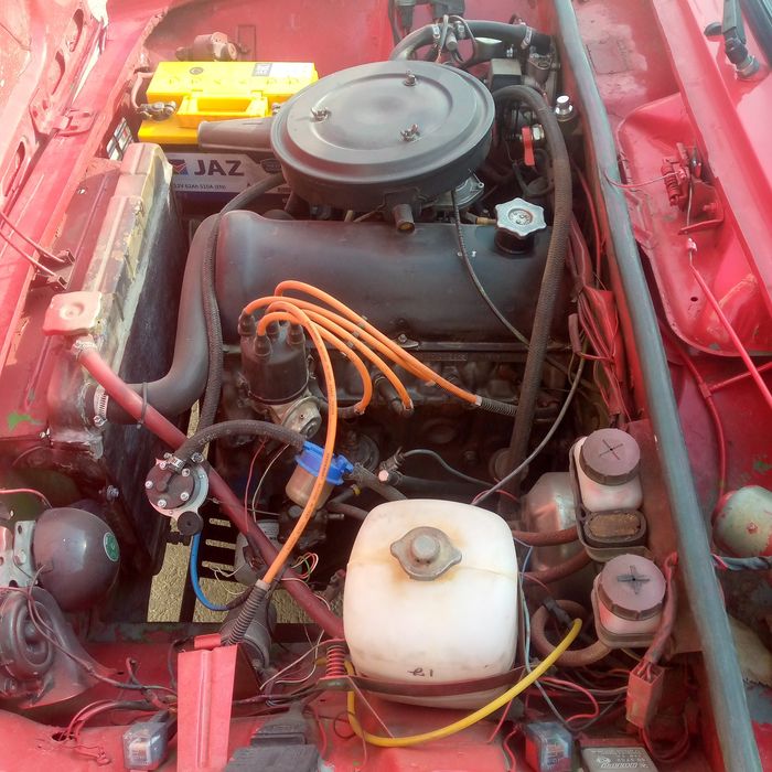 Vaz legendarni moshina