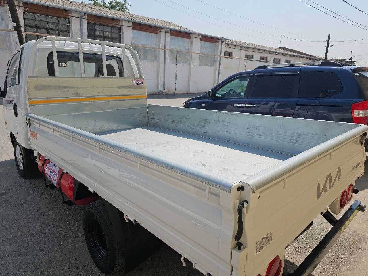 Kia bongo Сотилади