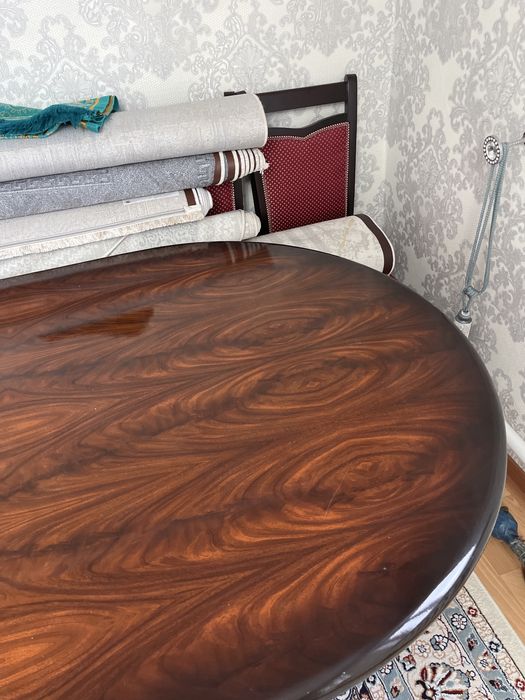 Продается гостевой стол