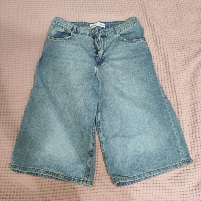 Женские шорты бермуды BERSHKA 38 размер