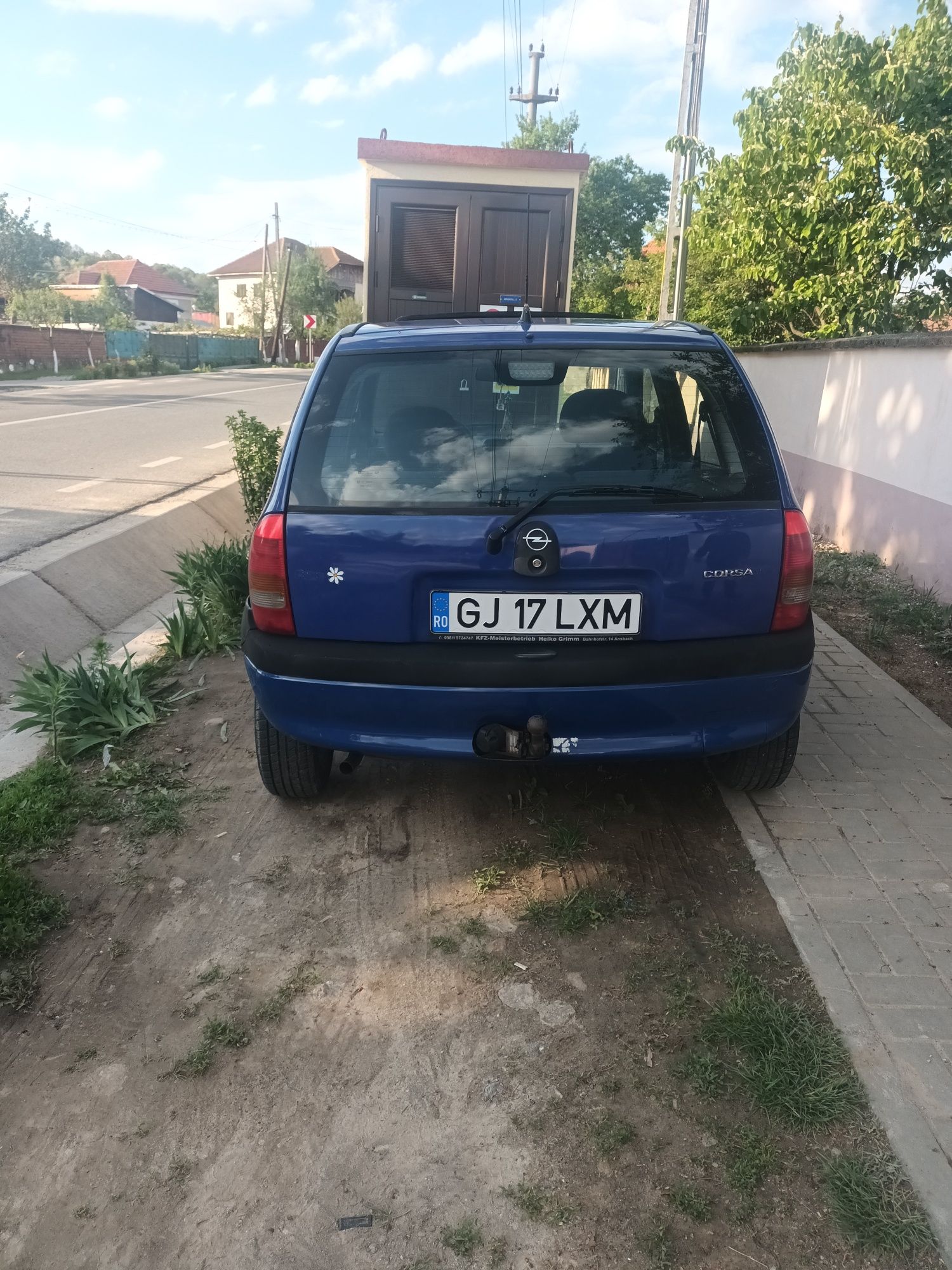 Vând Opel Corsa.