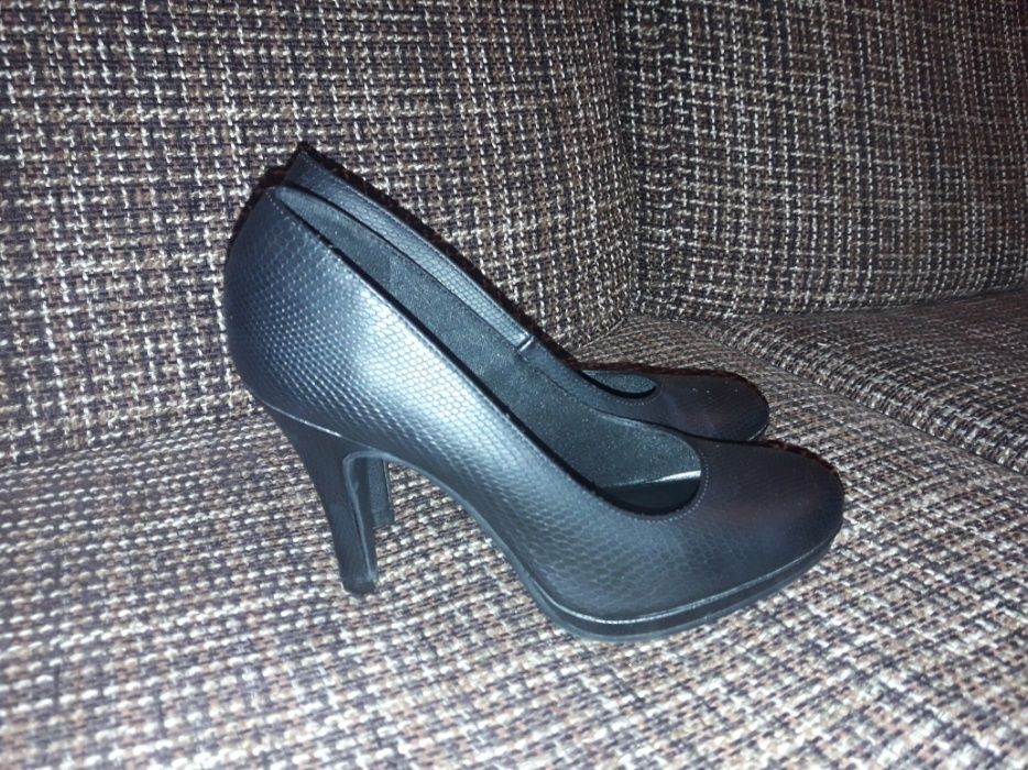 Pantofi