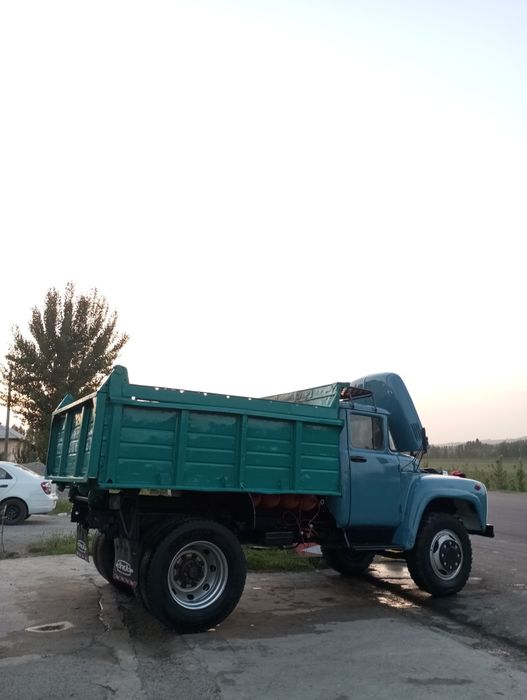Zil 130 sotiladi