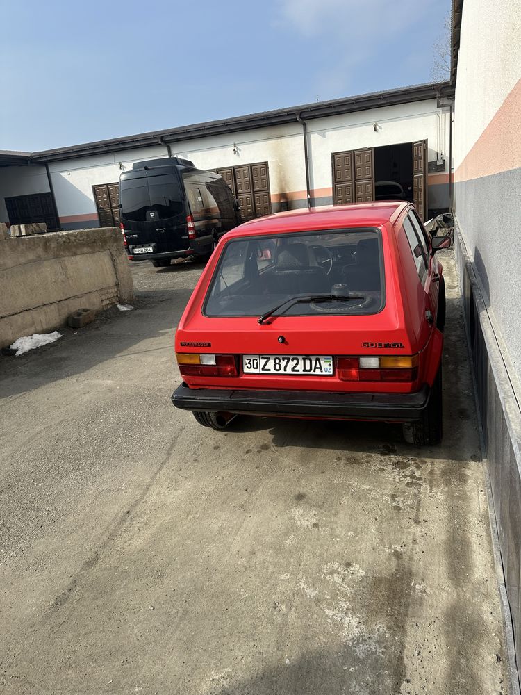 Folkswagen golf 1