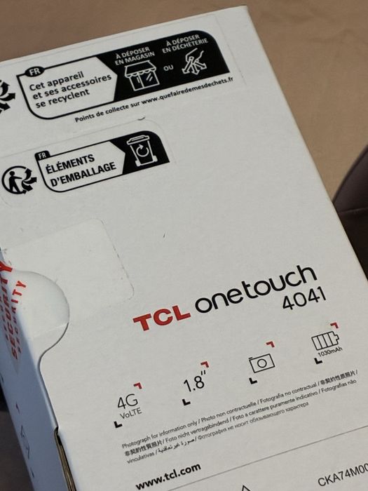 ЗАПЕЧАТАН 128MB TCL onetouch 4041 4G Night Grey / Сив