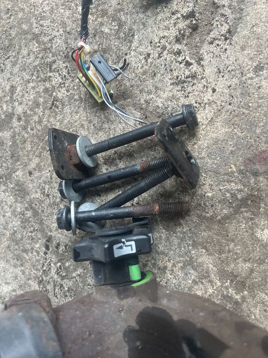 Теглич за Audi A4 b8 A5 8t westfalia със сваляема кука A4 A5 комплект