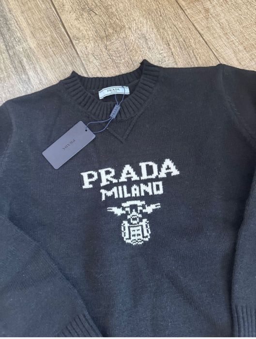 Дамски пуловер нов