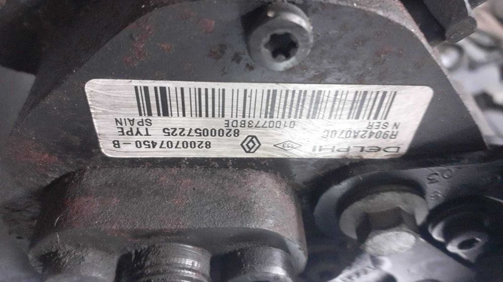 Injectoare si pompa injectie Dacia Logan euro 4