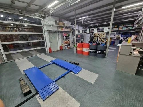 Сдам в аренду пунк замены масла левый берег