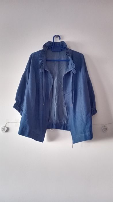 Продам комплект костюма