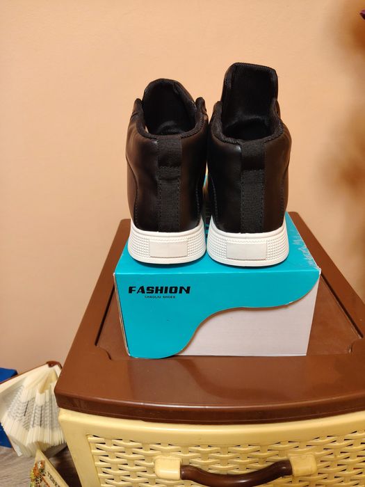 Adidași sport fashion 42