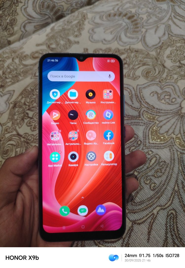 Telefon Realme C21 sotiladi 3/32 xotira