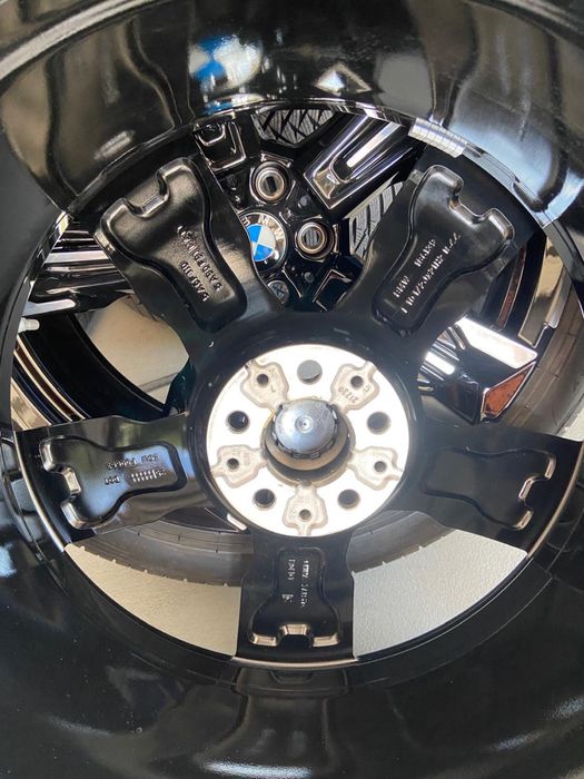 Jante Originale BMW M packet R21 Seria7 G70 echipate vara noi