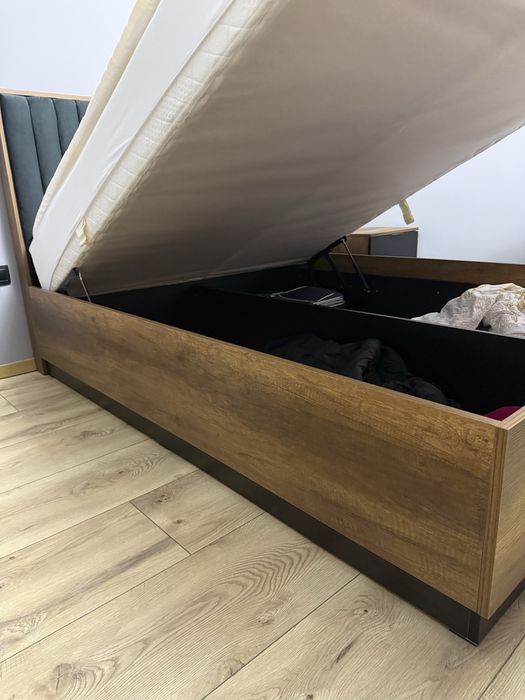 СПАЛНЯ 160/200 Като нова