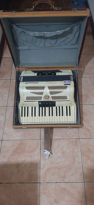 аккордеон Мелодия