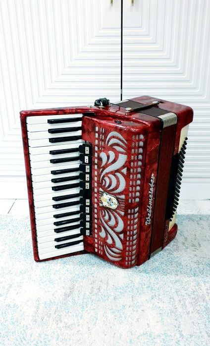 Аккордеон weltmeister caprice 7/8