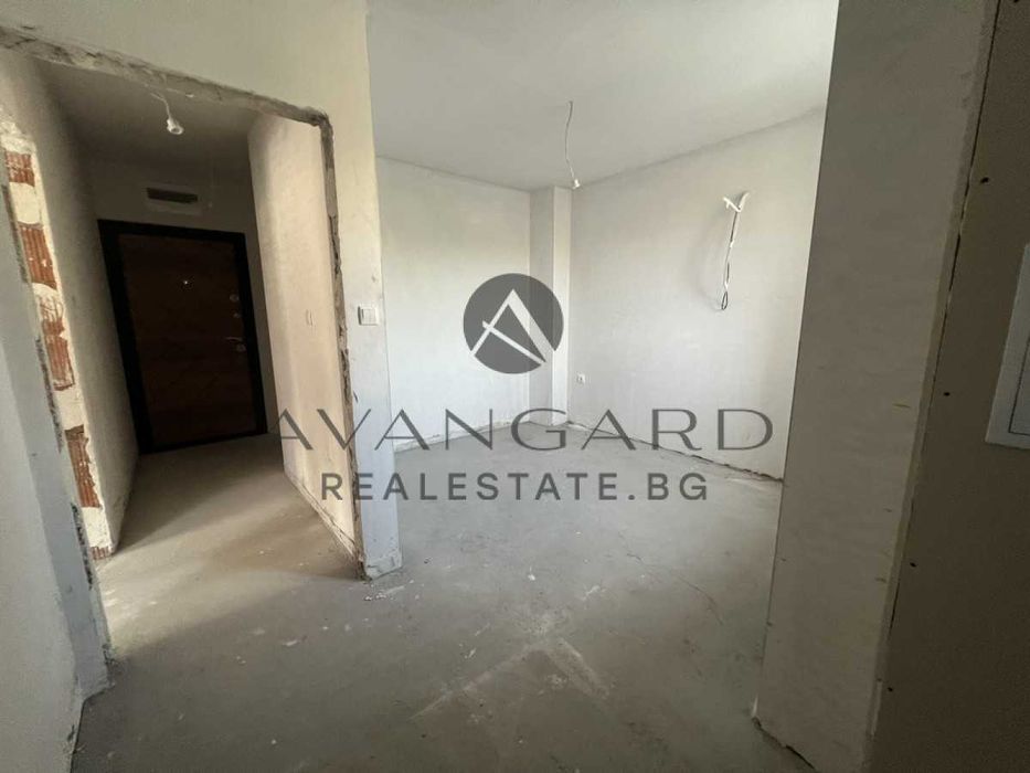 Продава се Двустаен апартамент в Пловдив, Кючук Париж - 93 кв.м за 1173 €/кв.м - Снимка #1