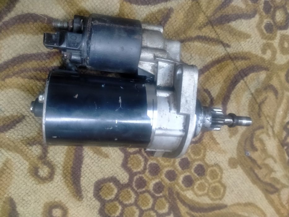 Стартер на Фольксваген Пассат