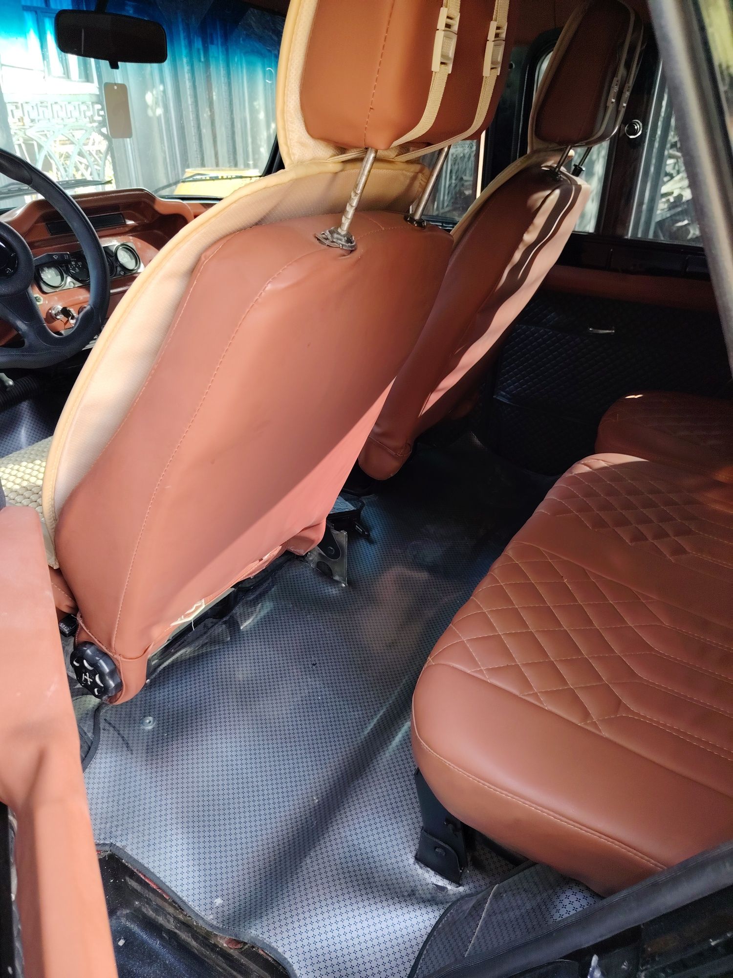 UAZ  Hunter sotiladi