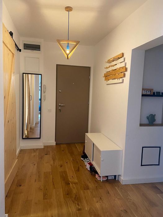 Apartament de închiriat zona 13 septembrie