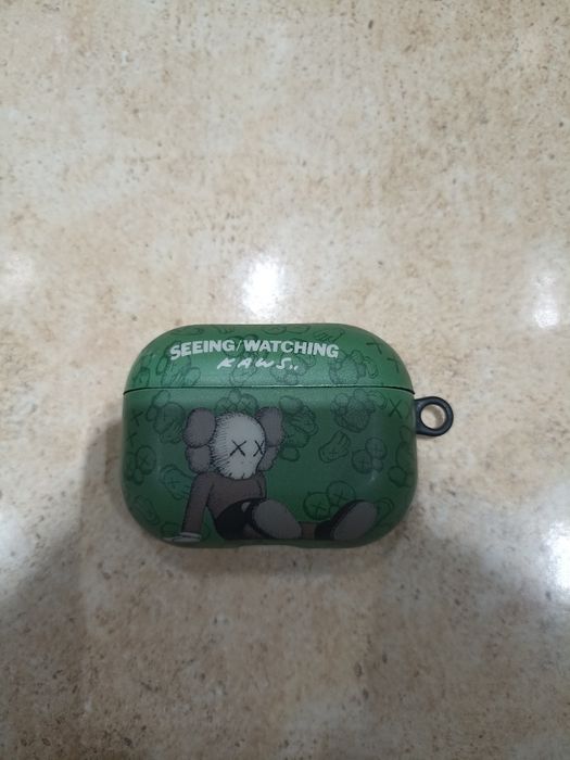 Продам наушники AirPods Pro