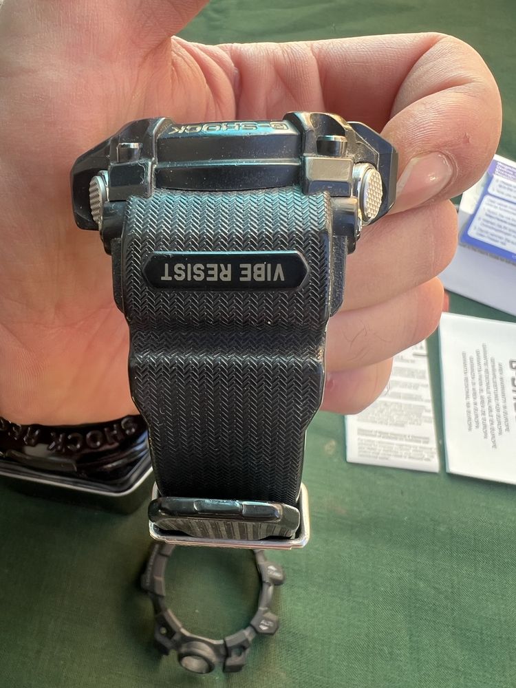 Продавам Casio MUDMASTER